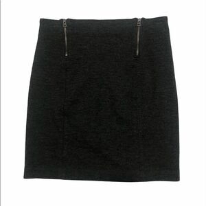 𝅺aritzia Sunday Best 2 zippers Mini Skirt
